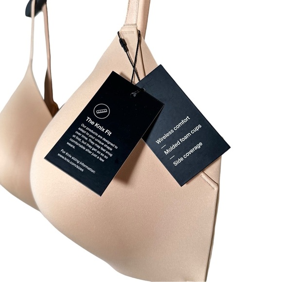 KNIX Your Wingwoman Contour Wireless Bra - Picture 10 of 15